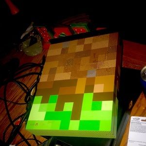 Xbox 1 X Minecraft themed
